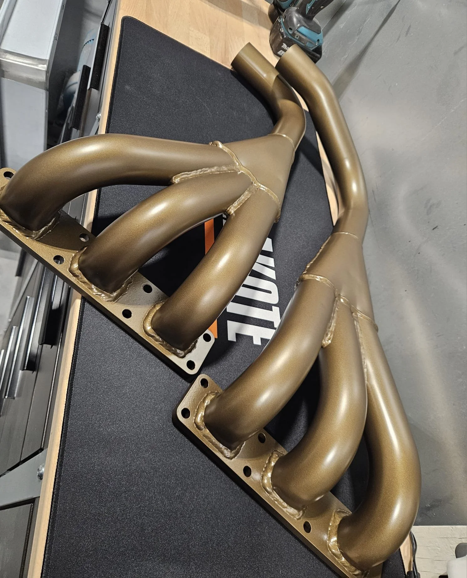 Cerakote-finished automotive exhaust header